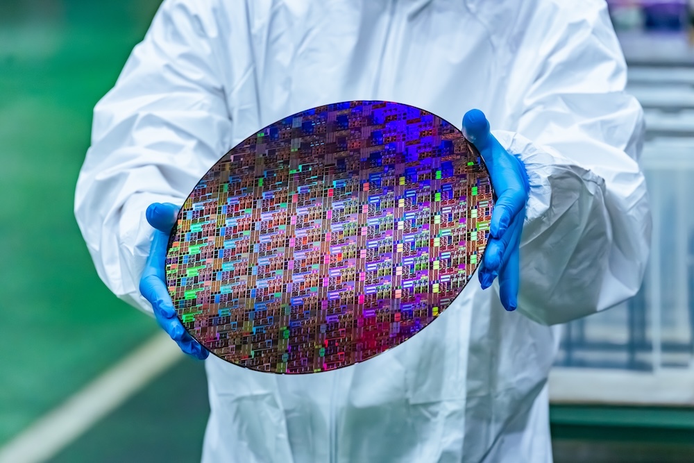 Scalable Silicon carbide defect